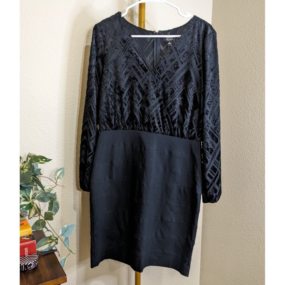 Nicole Miller Black Burnout Velvet Chevron Bandage Dress 8 NWT Cocktail Party